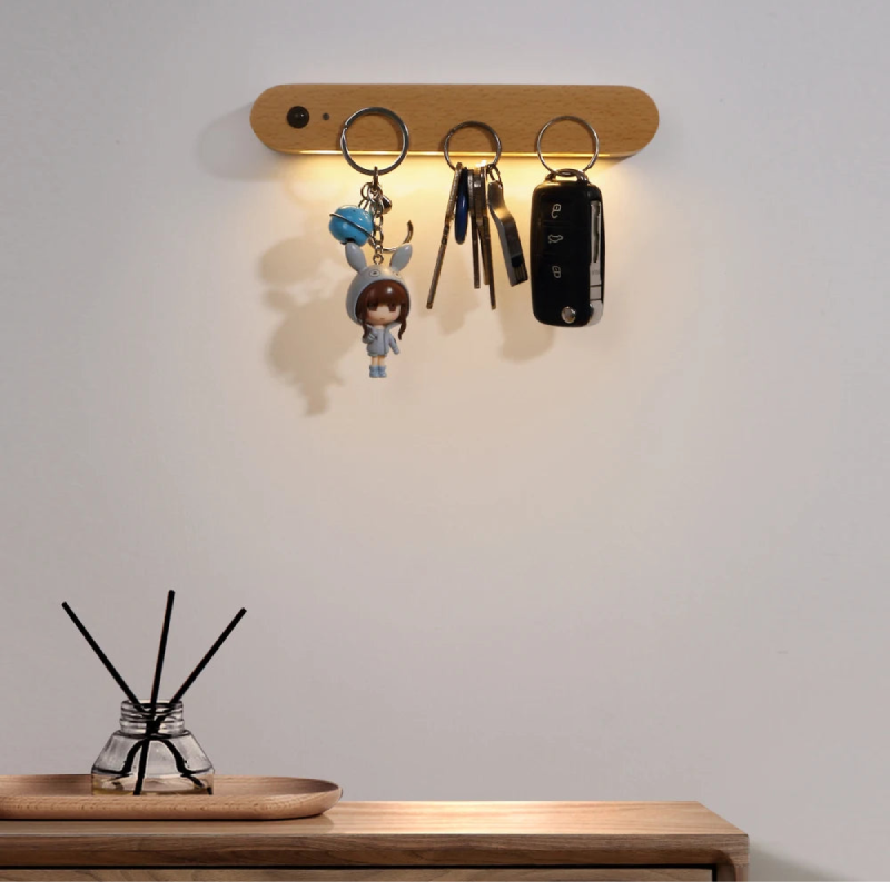 Oaklyn Magnetic Key Holder – LED Motion Sensor Wall Mounted Organizer Entryway Hallway Rechargeable