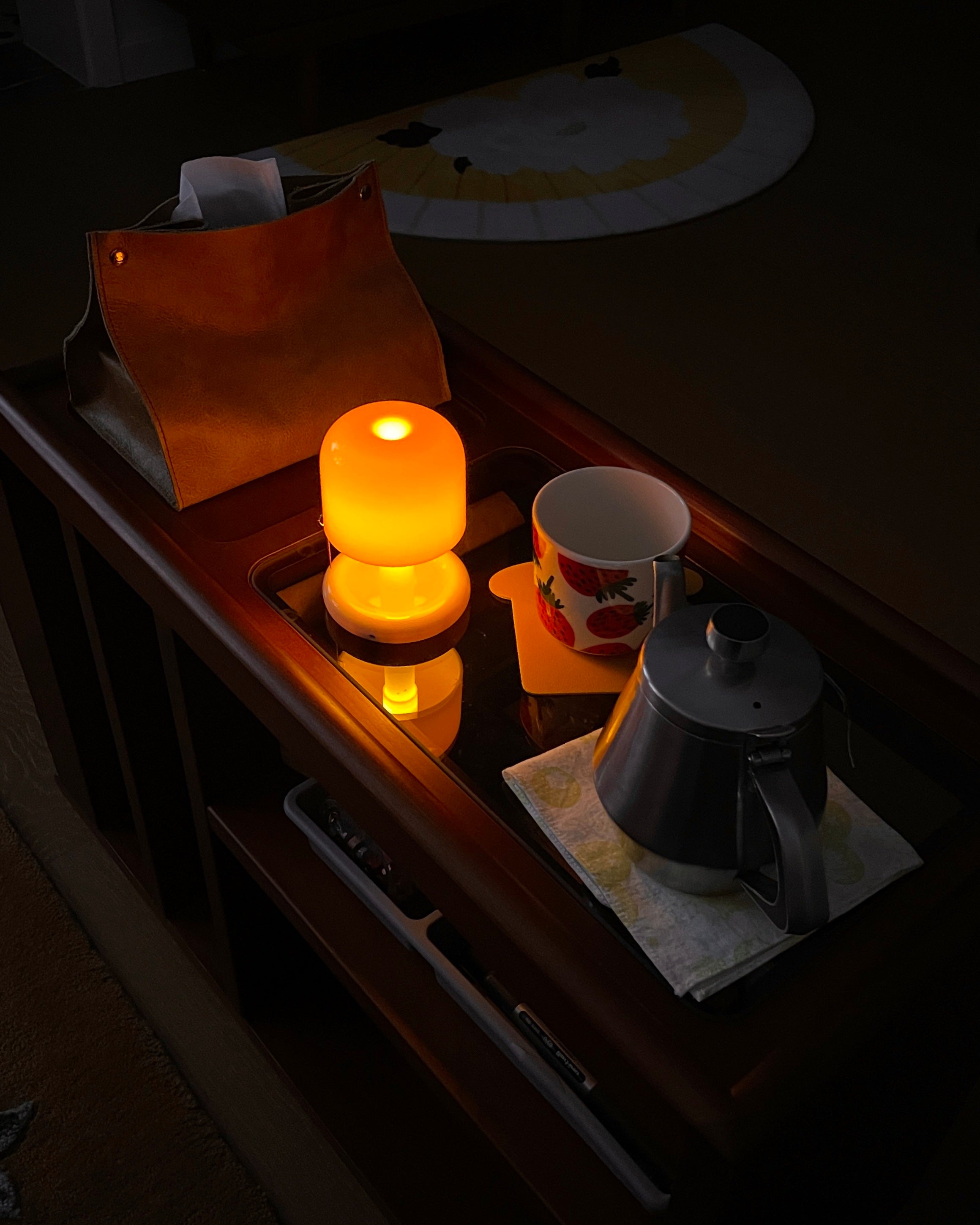 Petal Ember Table Lamp – Rechargeable LED Table Lamp Warm Ambient Light Bedroom Desk