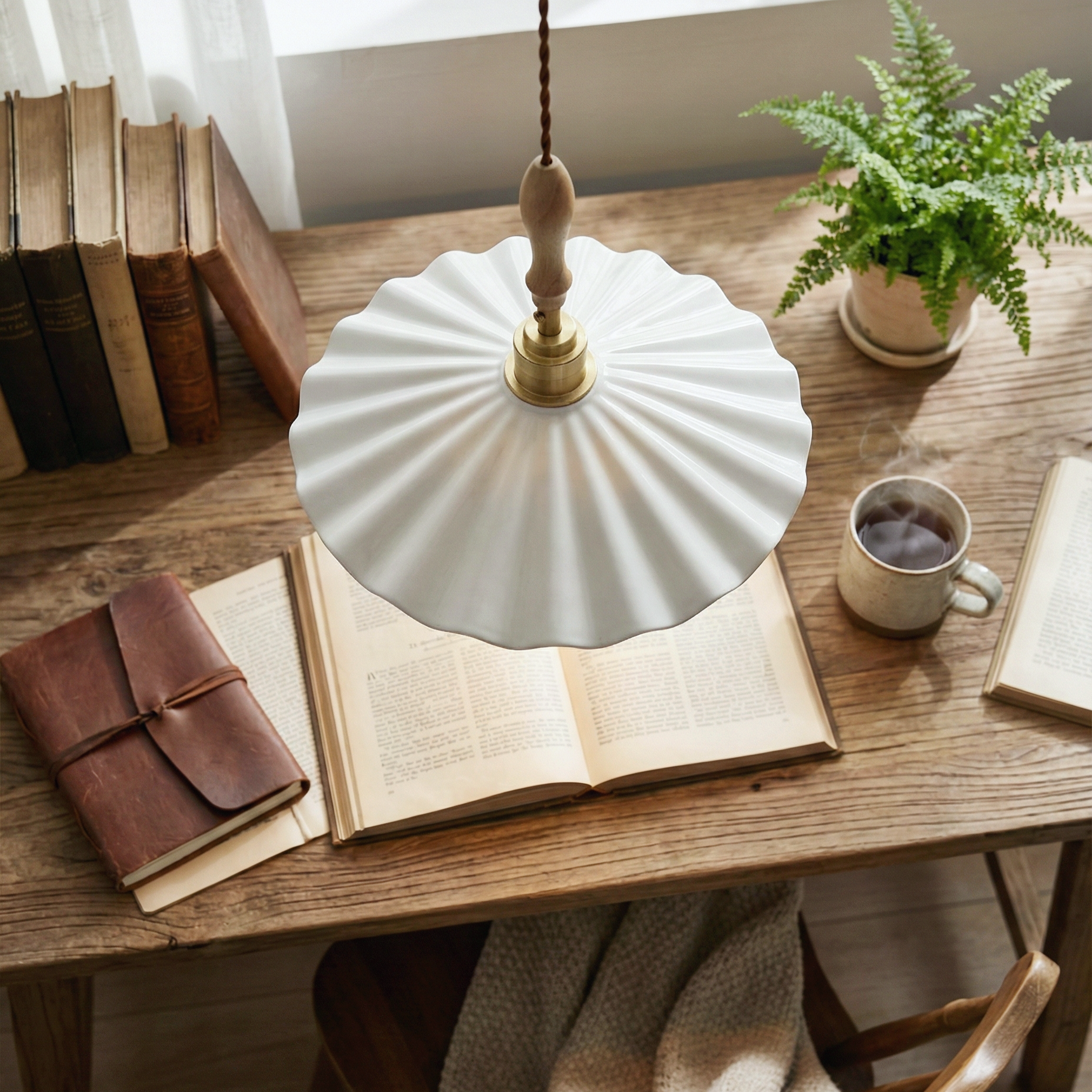 Dahlia Curve Pendant Light – Warm Ambient Glow Sculpted Craftsmanship Interiors