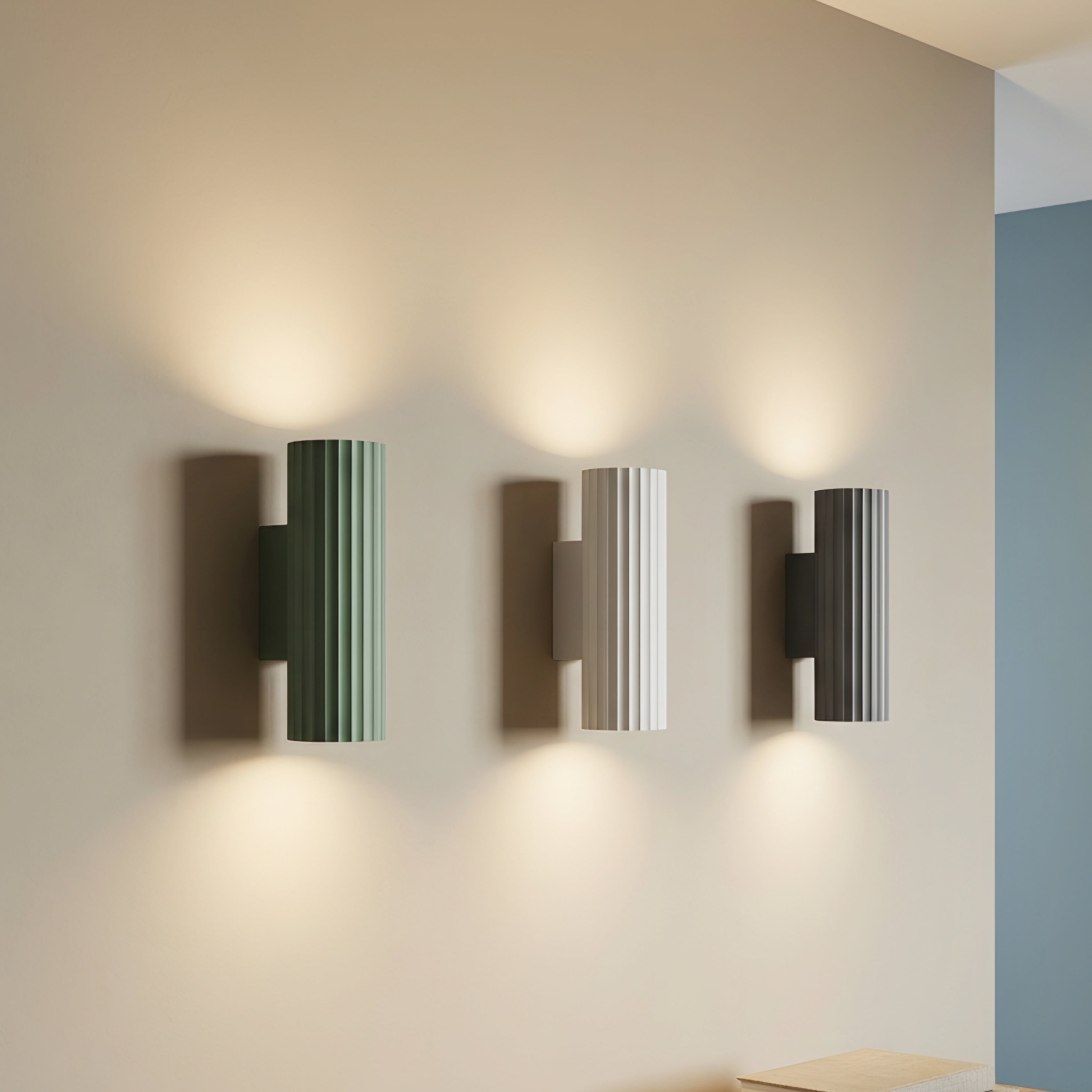 Corvel Wall Sconce – Modern Green Fluted Cylinder Decorative Lighting Bedroom Living Room