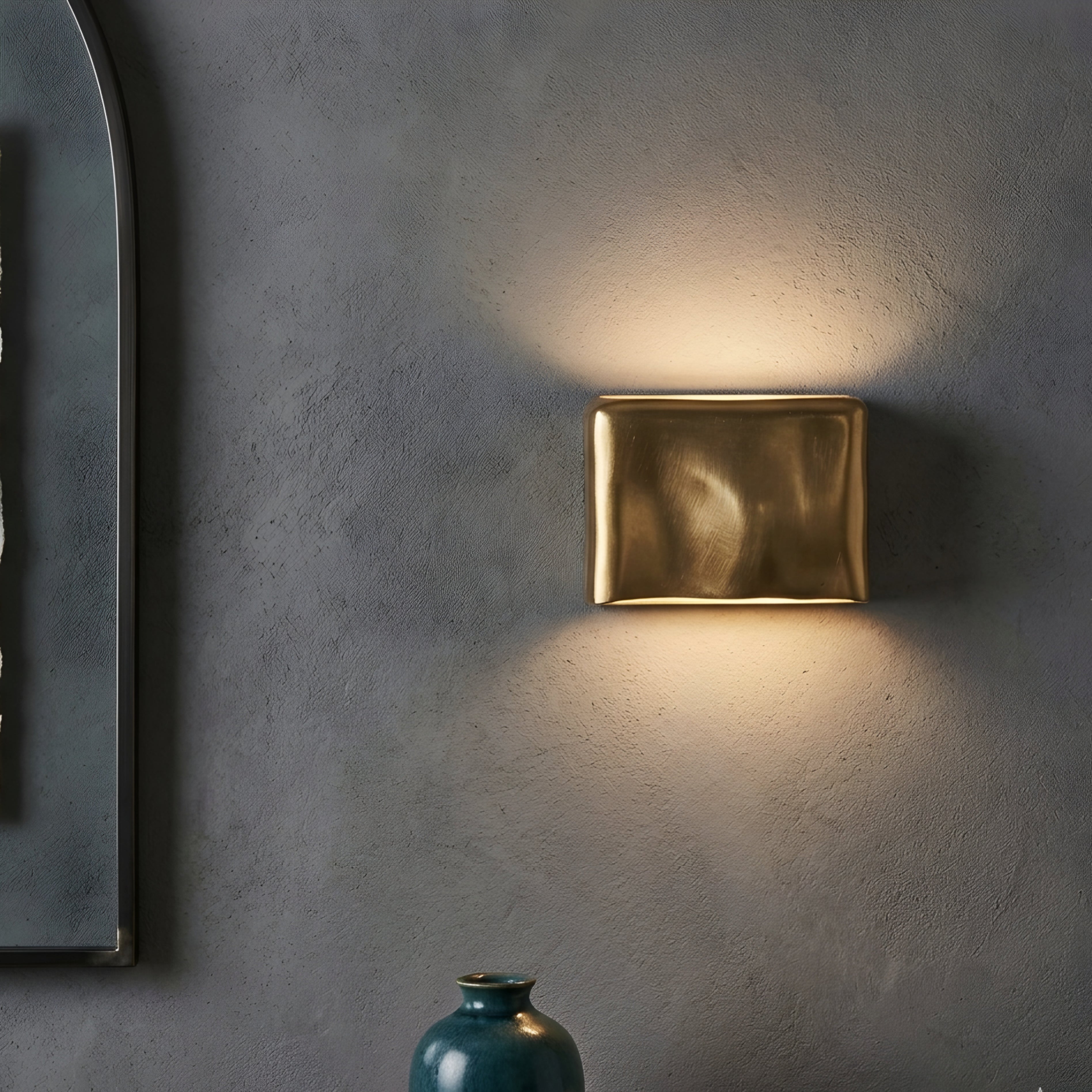 Vanta Curve Wall Sconce – Brushed Gold Decorative Lighting Modern Minimalist Metal Fixture
