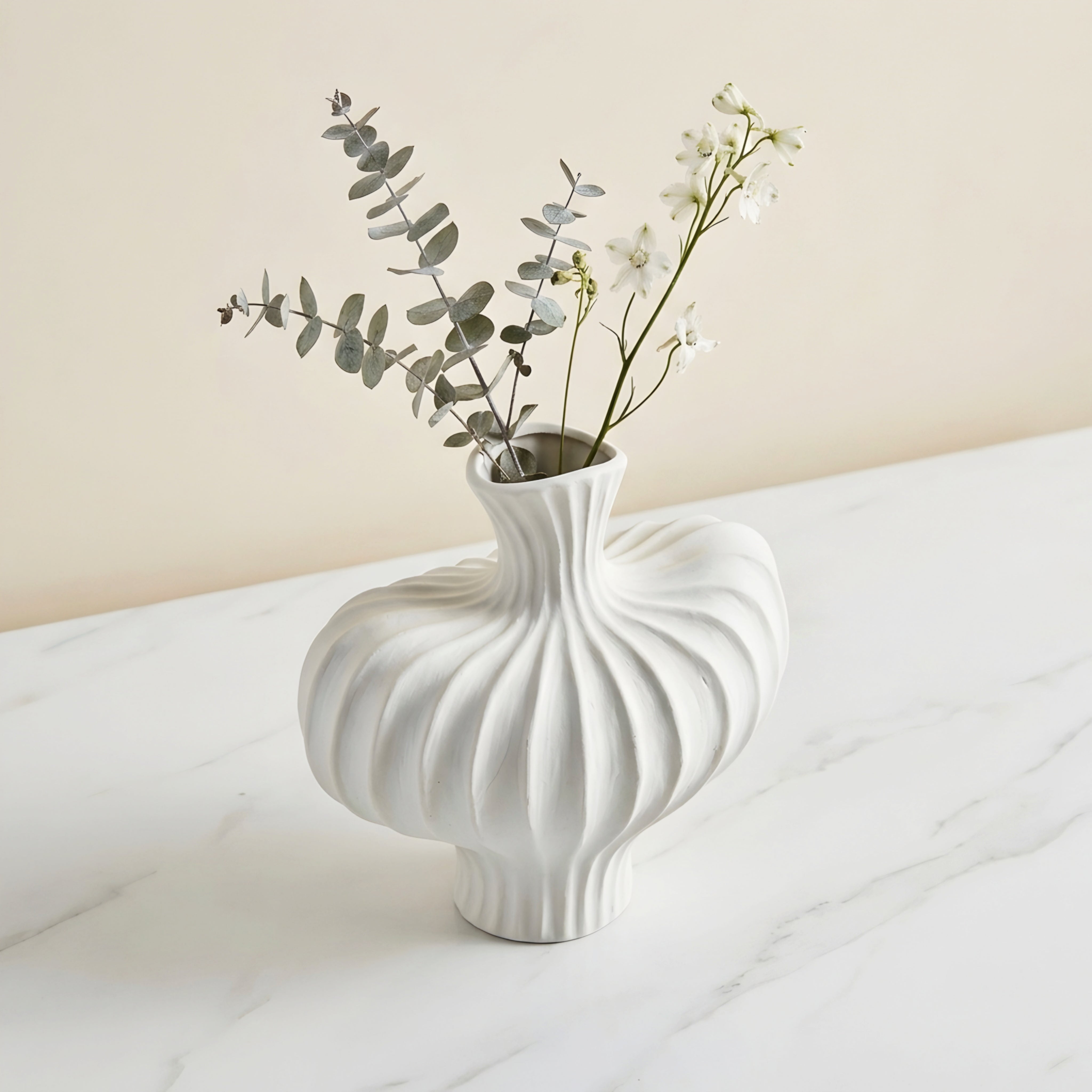 Voluta Ceramic Vase – White Fluted Sculptural Decorative Vase Living Room Table Decor Modern
