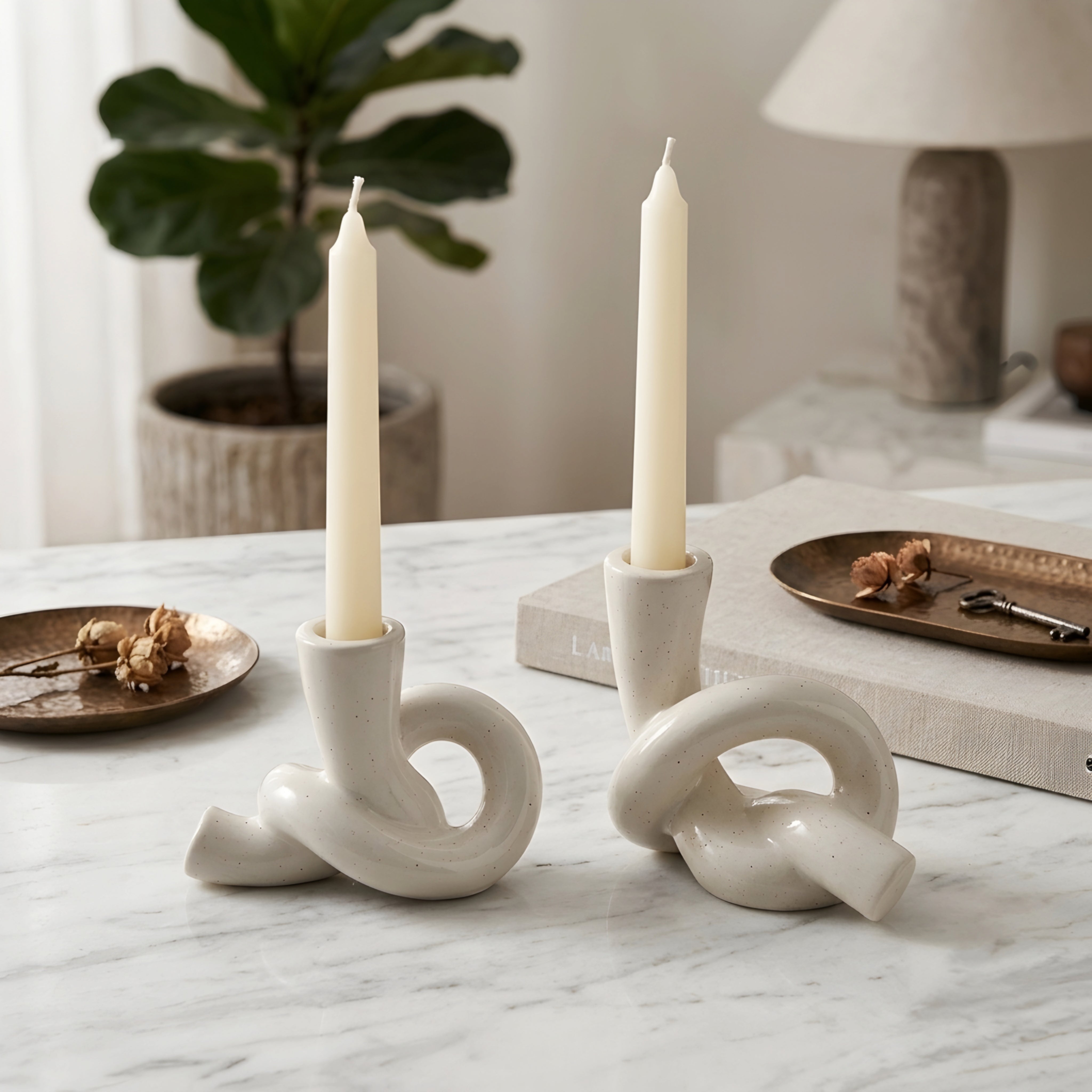 Knotera Ceramic Candle Holder – Modern White Sculptural Decorative Centerpiece Living Room Table