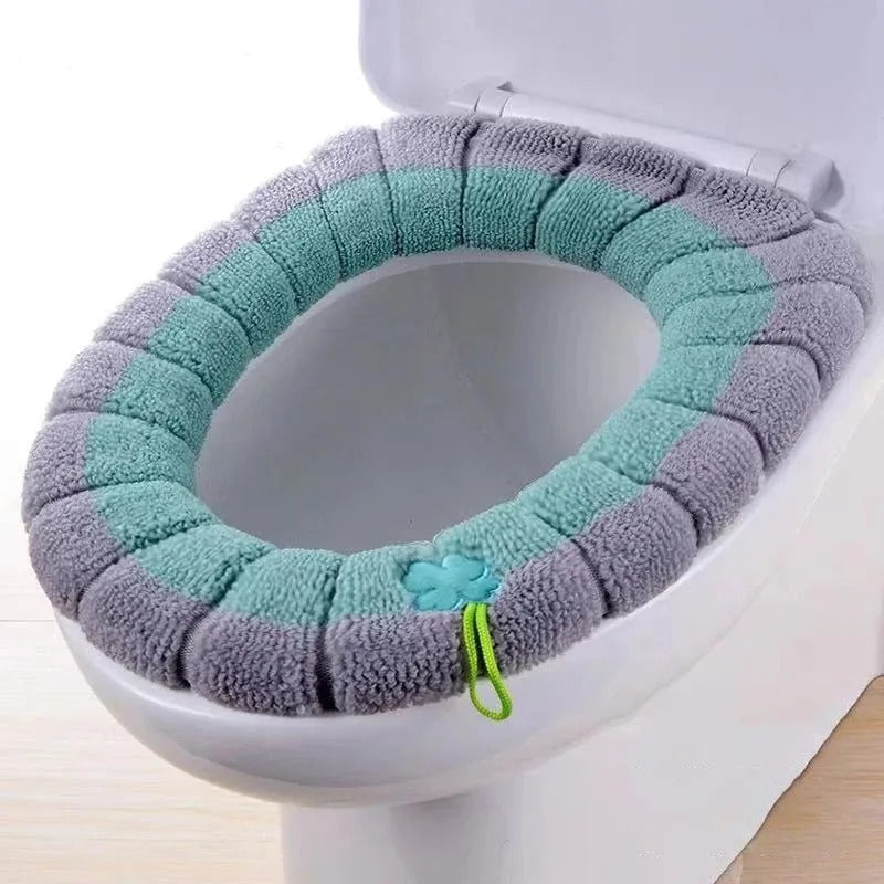 Quillow Plush Toilet Seat Cover – Soft Washable Padded Winter Bathroom Comfort Mat Universal Fit