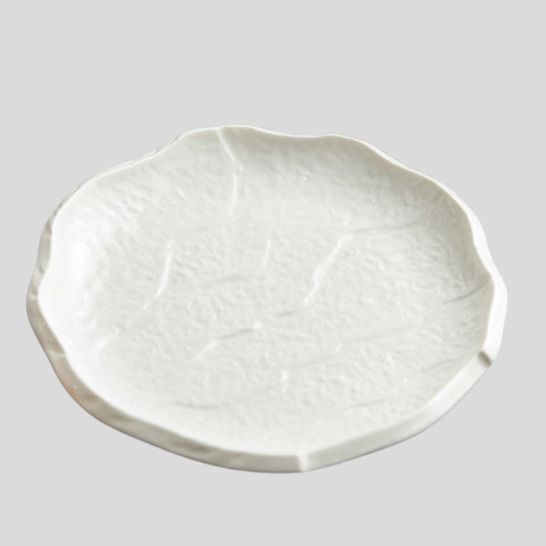 Florens Wave Ceramic Dinner Plate – White Embossed Botanical Decorative Serving Dish Kitchen Dining