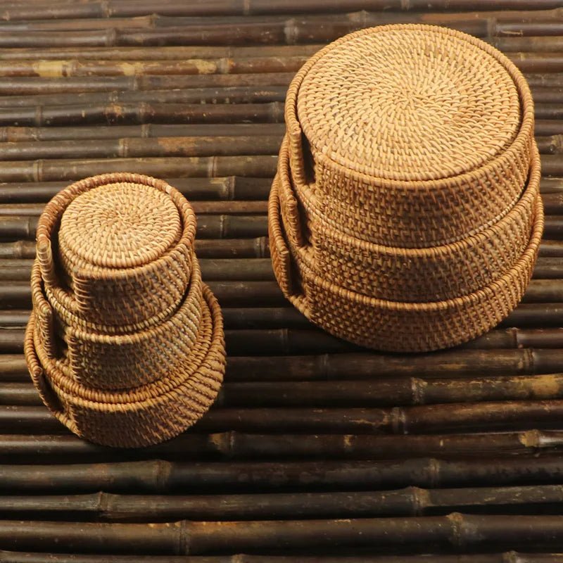 Spiralen Woven Coaster Set – Natural Rattan Round Drink Coasters Coffee Table Decor Kitchen Dining Room