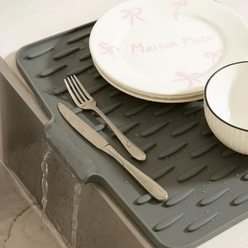 Draynex Silicone Dish Drying Mat – Kitchen Counter Drainer Rack Heat Resistant Trivet Protector