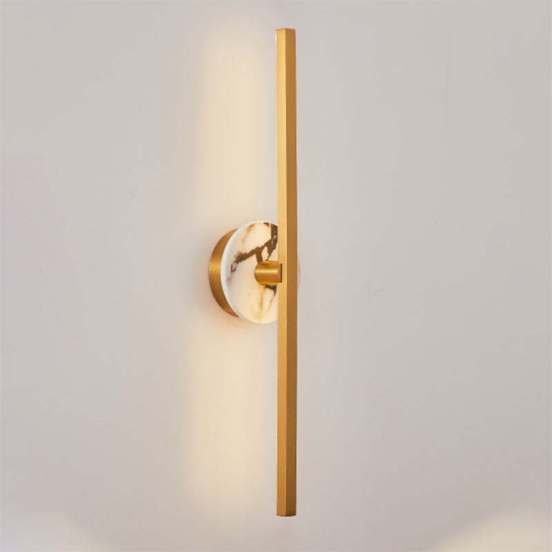 Linea Luxe Slim Wall Lamp – Modern Gold LED Vertical Bathroom Vanity Sconce Light