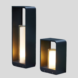 Thomler Frame Outdoor Lantern – LED Black Aluminum Patio Pathway Decorative Lighting Fixture
