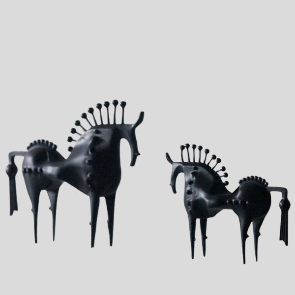 Equiro Decorative Horse Sculpture – Black Metal Modern Living Room Table Decor Accent Piece
