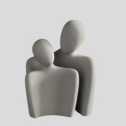 Olvara Couple Figurine – White Ceramic Decorative Sculpture Living Room Bedroom Tabletop Decor