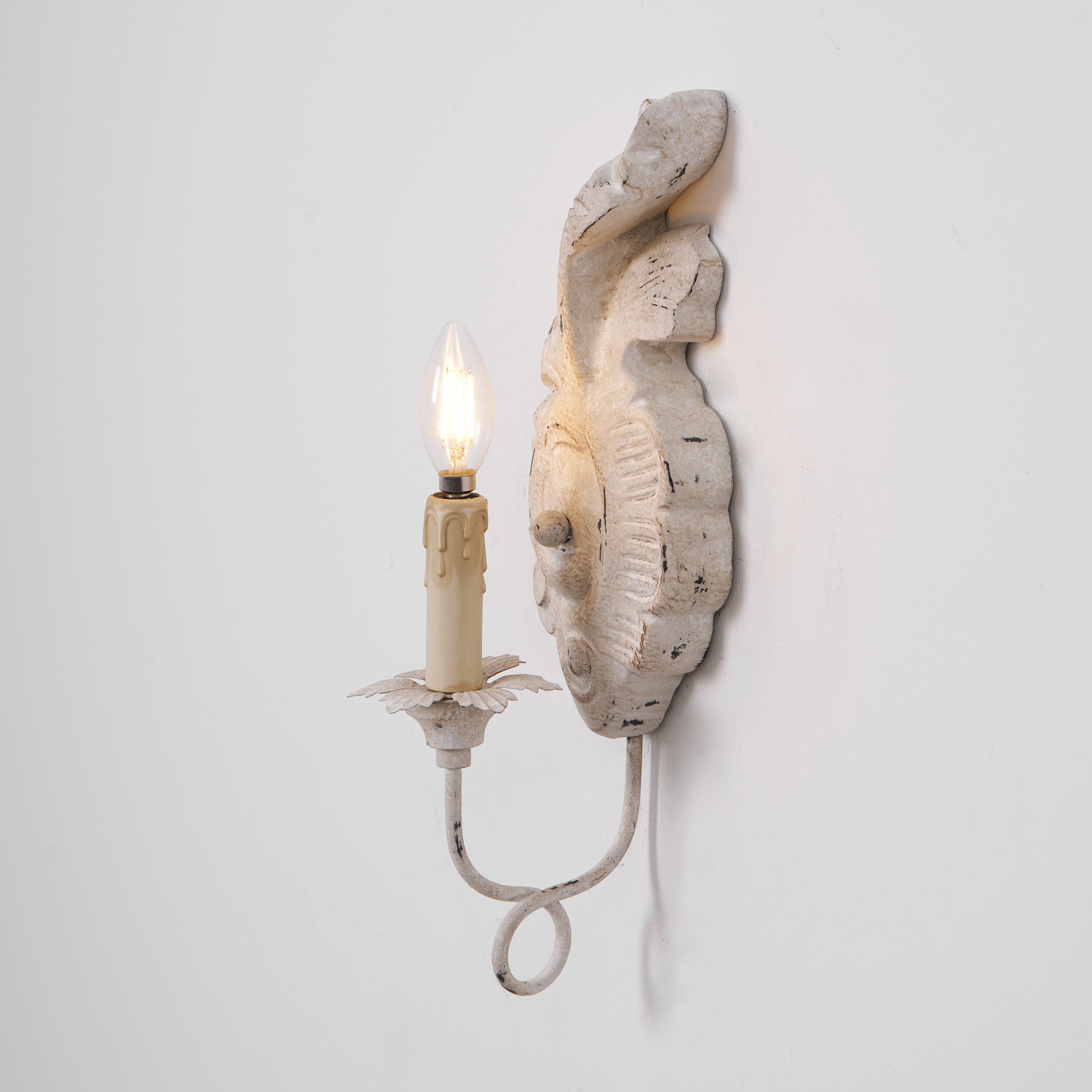 Meadow Dome Wall Lamp – LED Vintage Wood Wall Light Old White Antique Gold Finish