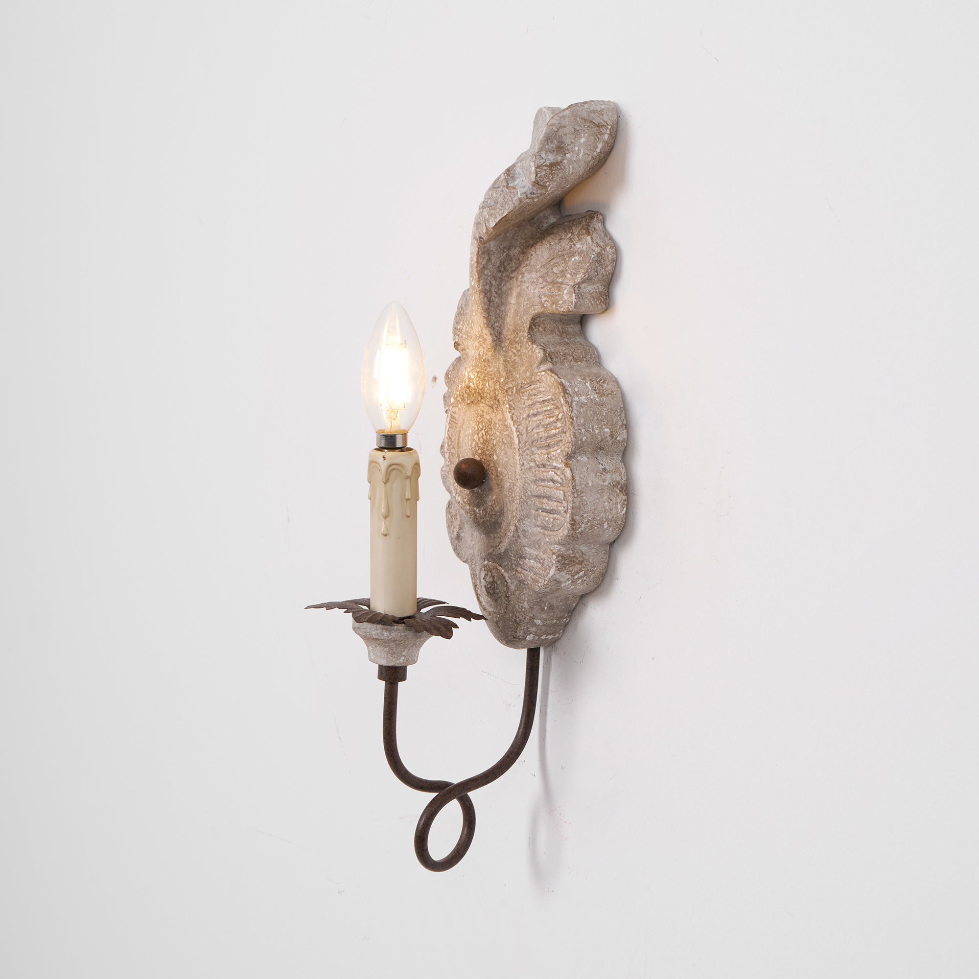 Meadow Dome Wall Lamp – LED Vintage Wood Wall Light Old White Antique Gold Finish