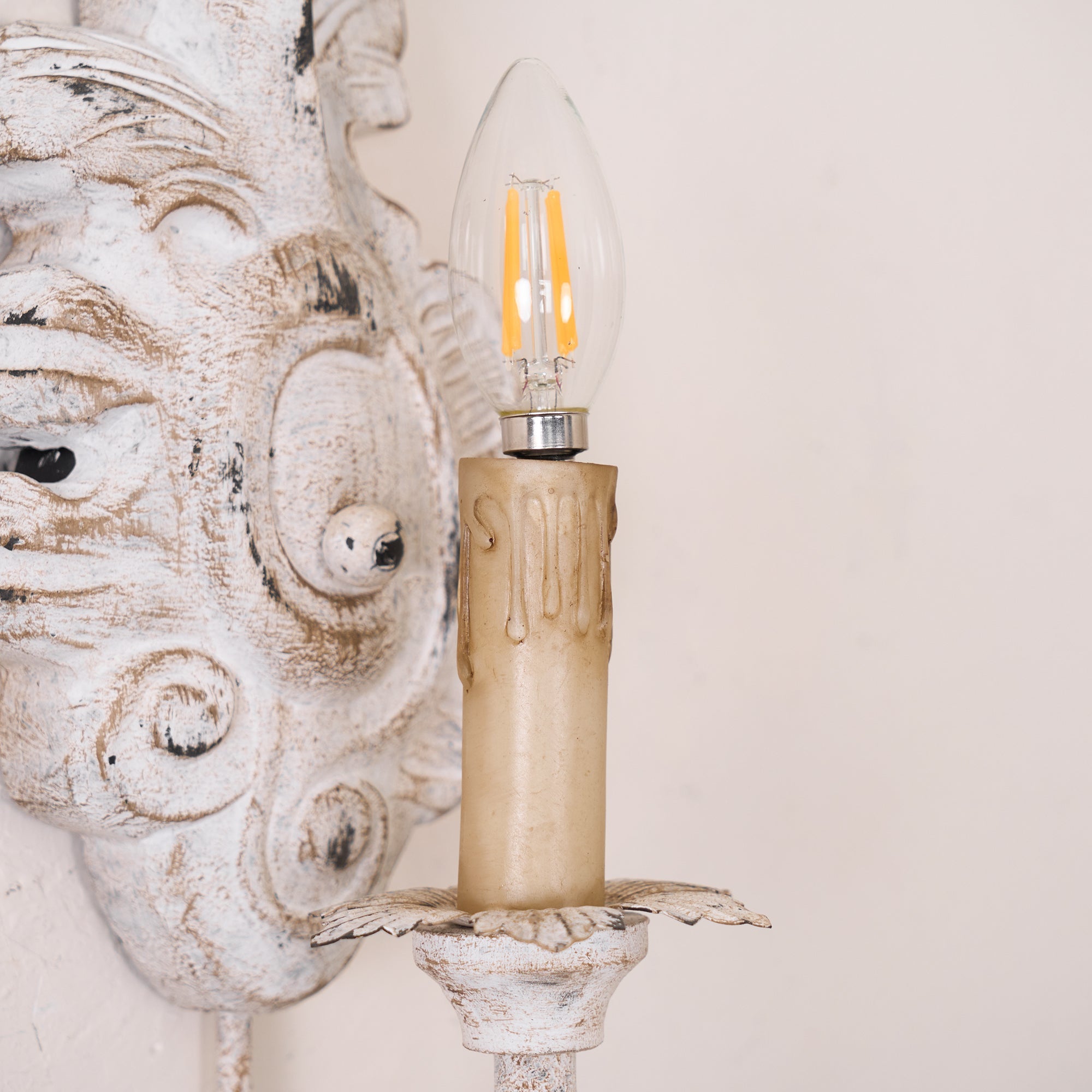 Meadow Dome Wall Lamp – LED Vintage Wood Wall Light Old White Antique Gold Finish