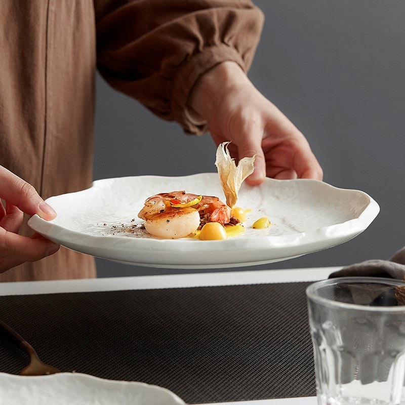Florens Wave Ceramic Dinner Plate – White Embossed Botanical Decorative Serving Dish Kitchen Dining