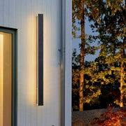 Modern LED Outdoor Wall Light – Long Vertical Strip Fixture