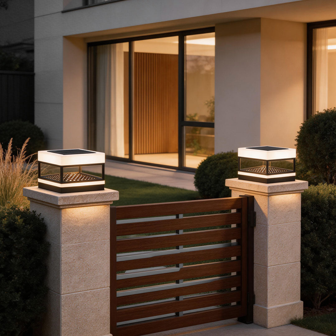 Arvion Solar Pillar Light – Modern LED Outdoor Gate Post Cap Waterproof Landscape Lighting