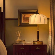 Vintage Pleated Dome Table Lamp – Classic Fabric Shade Bedside Light