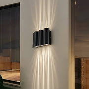 Wavy Ribbed LED Wall Light – Modern Architectural Fixture