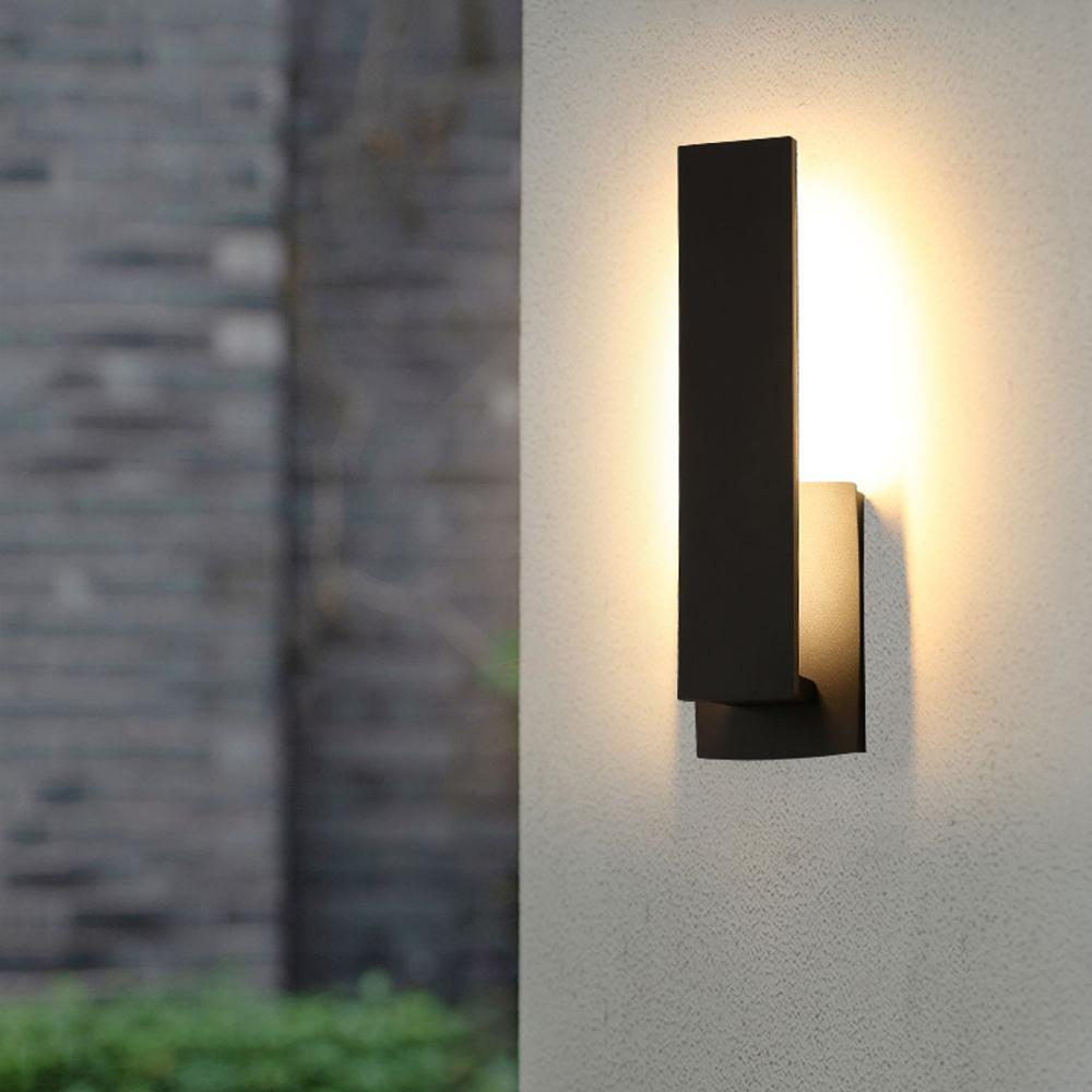 Modern Rectangular LED Outdoor Wall Lamp with Soft Ambient Glow – Waterproof Minimalist Exterior Light